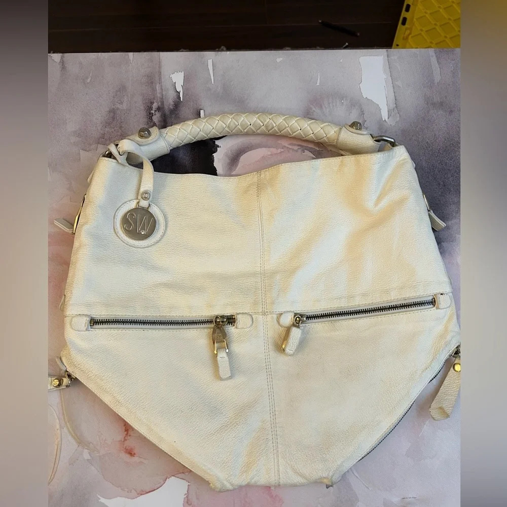 ! Stuart Weitzman cream Leather handbag